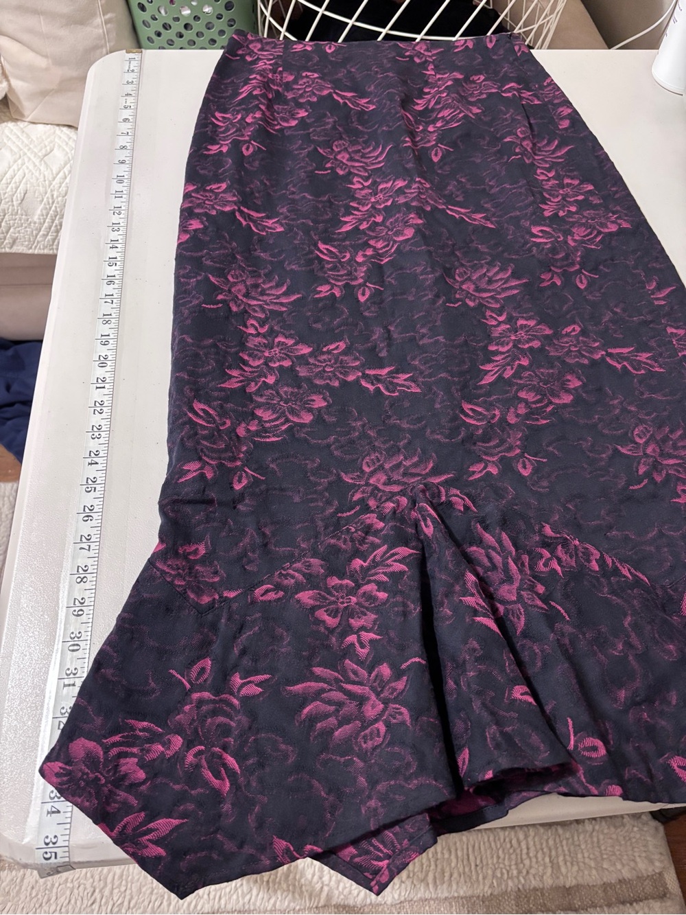 Vintage Whimsigoth Midi Skirt Size M Black Floral Dark Romantic Vampire Trumpet - Picture 5 of 10